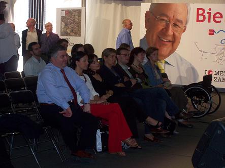 RUEDA DE PRENSA DE JOSÉ ÁNGEL BIEL EN LA CARPA DE LA LONJA.