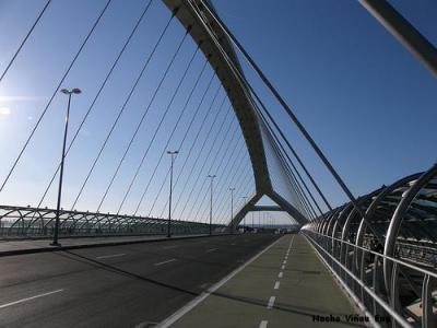 ZARAGOZA EN TRANSFORMACIÓN. PUENTE DEL TERCER MILENIO